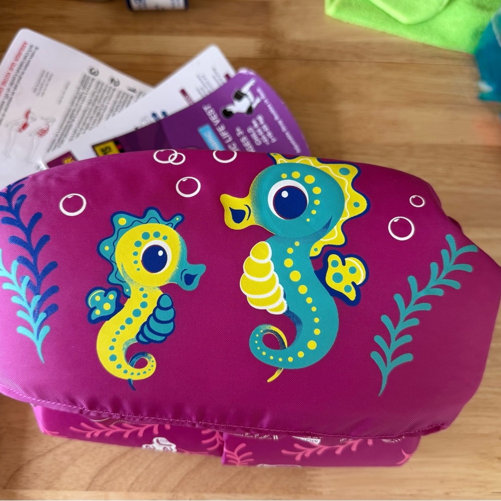 🔴 Kids Swim Arm Floaties with Seahorse Design - Magenta